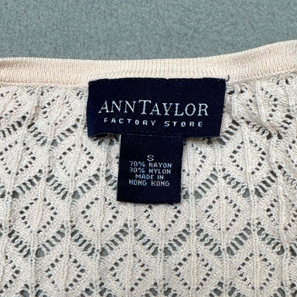 Ann Taylor Cardigan Women Small Pink Pointelle Knit Ruffle Hem Coquette Romantic - Picture 2 of 7